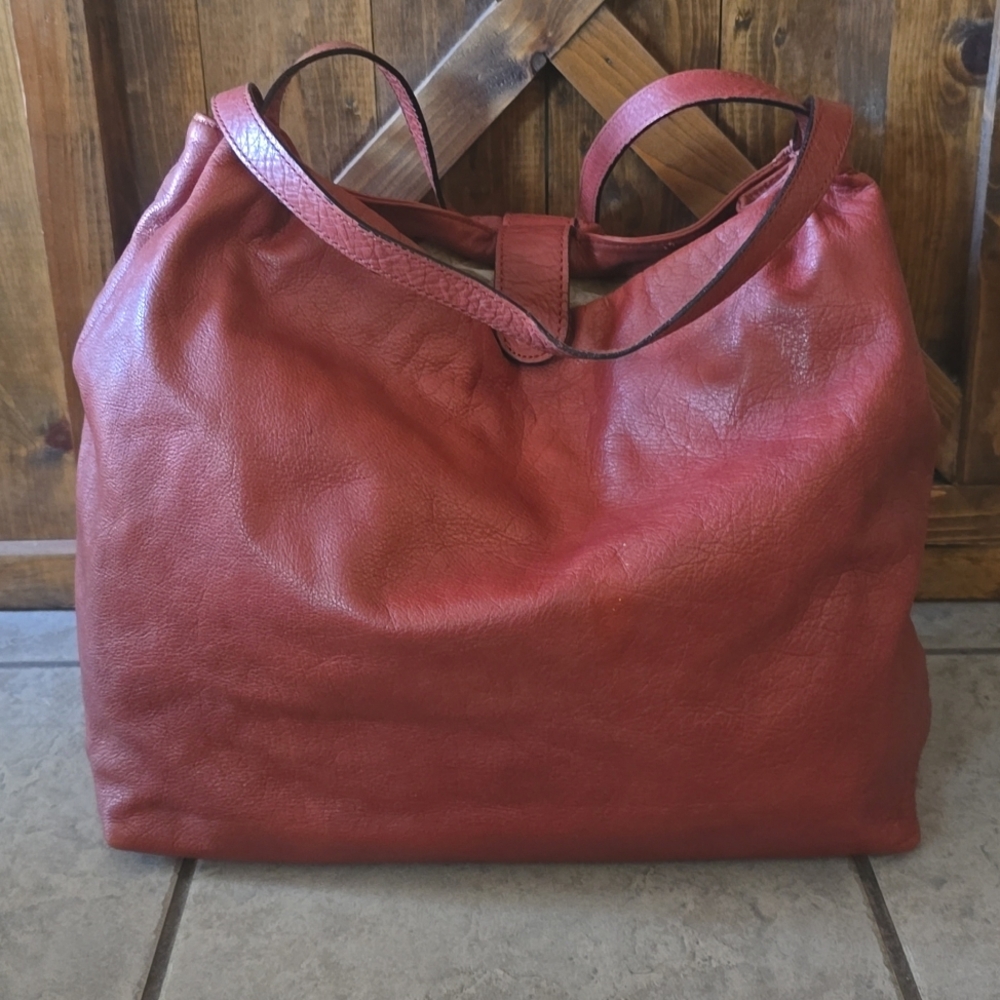 Bow Leather Bag - Picture 6 of 10